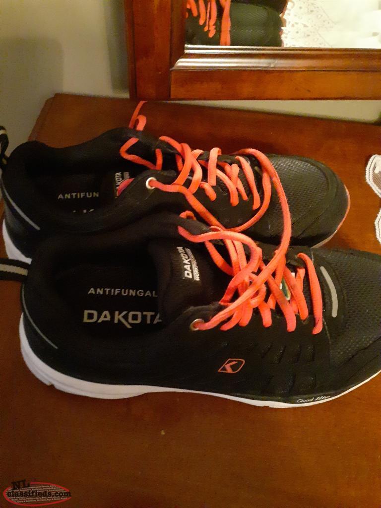 csa approved safety shoes womens