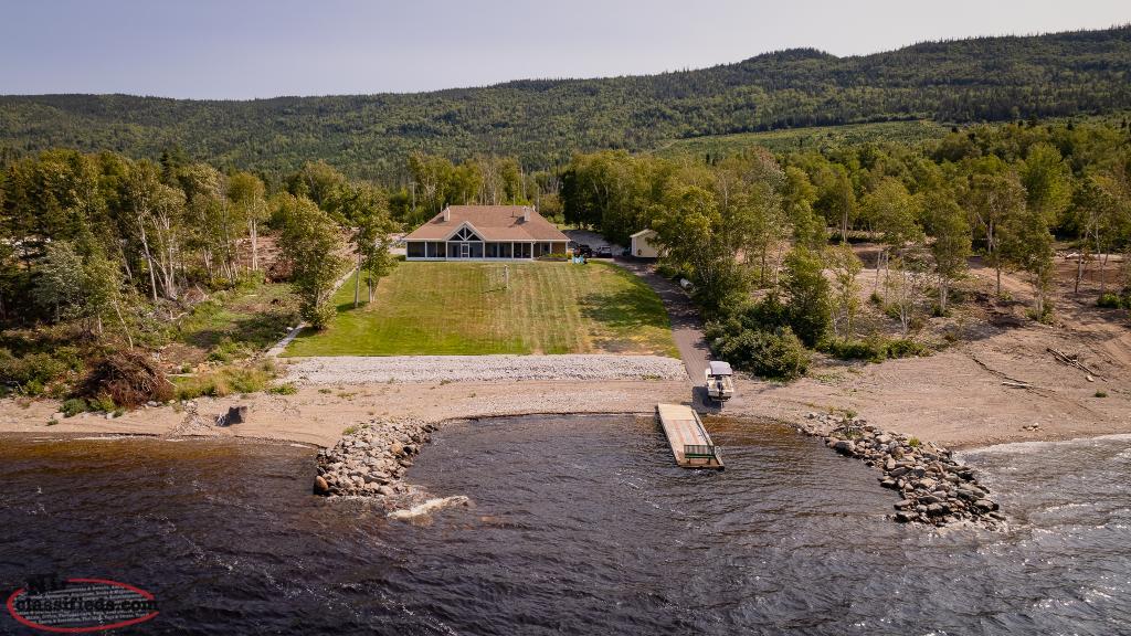New Listing!! WATERFRONT! Taylor Estates Taylor Estates, Newfoundland