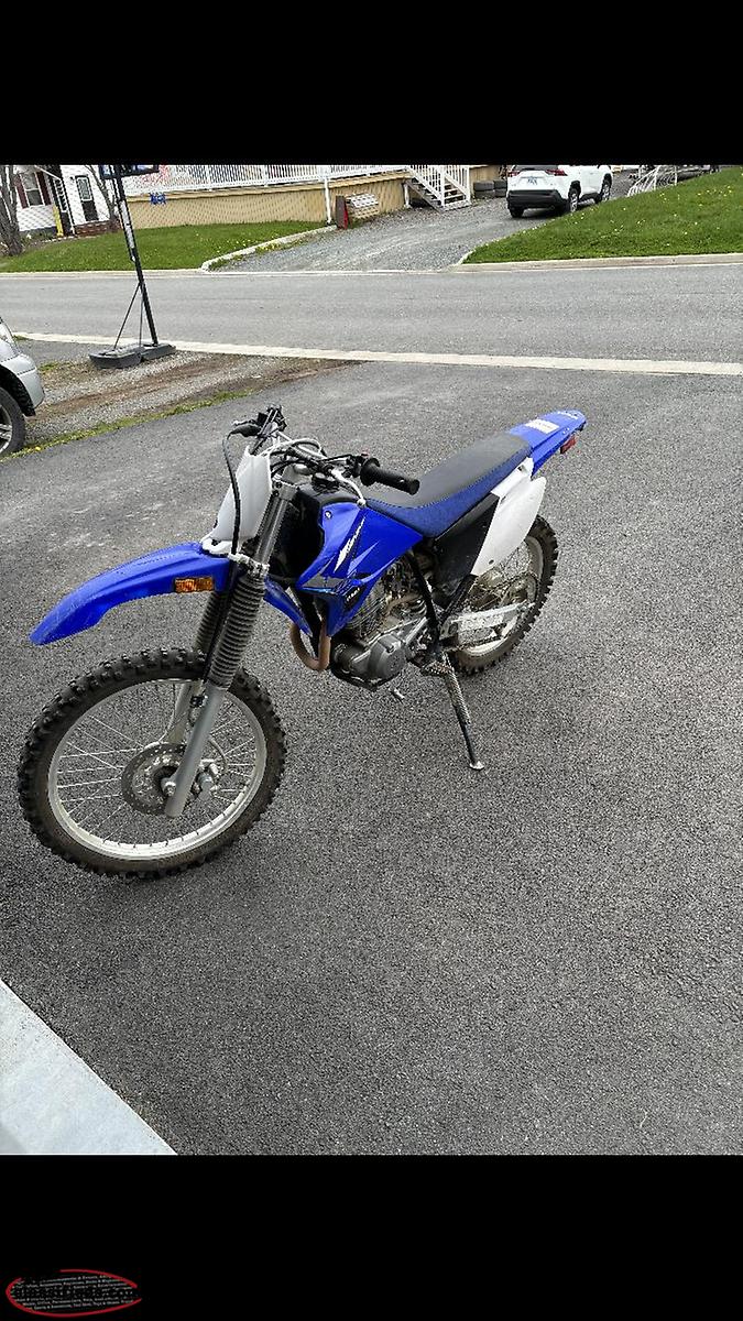 kawasaki 230 dirt bike