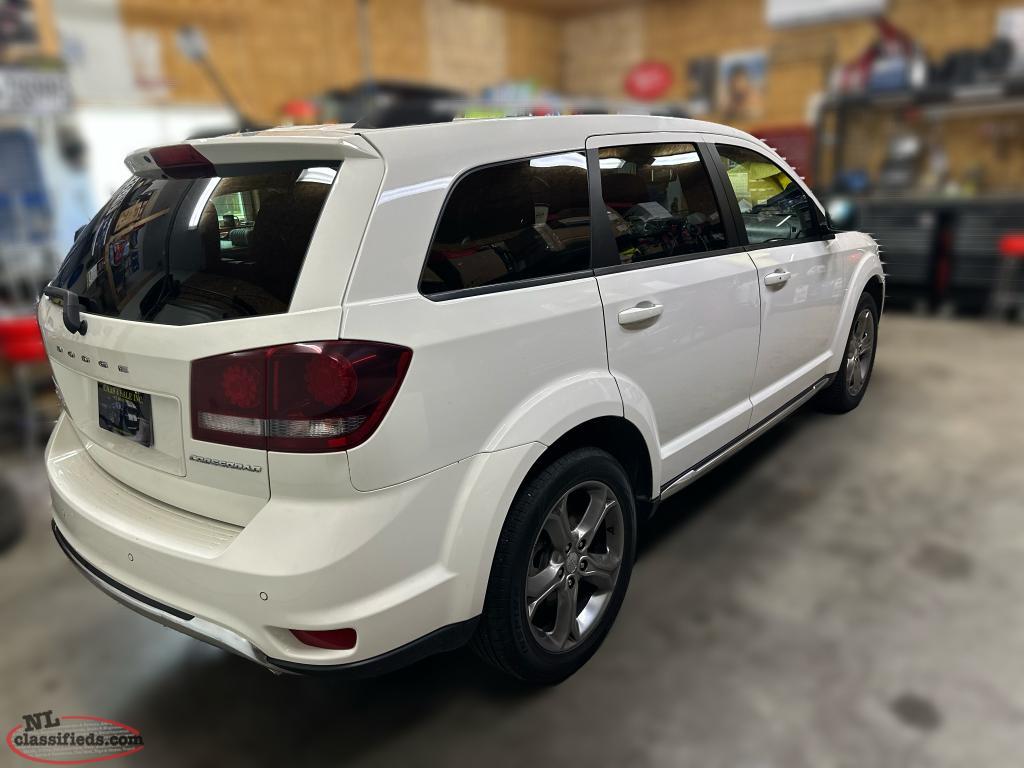 2017 DODGE JOURNEY CROSSROADS St. John's, Newfoundland Labrador NL