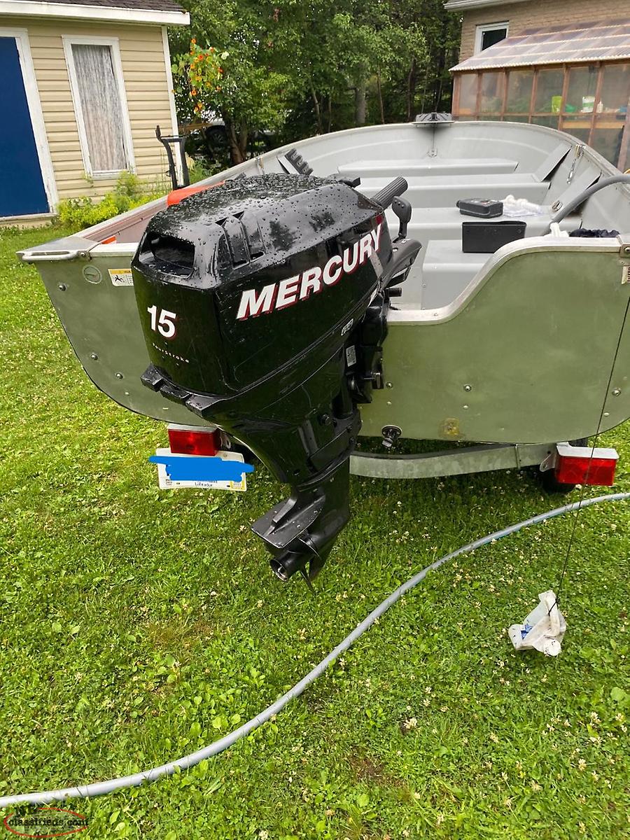 Testing the waters....2017 Crestliner 16' Aluminum boat, 15Hp Mercury 4 ...