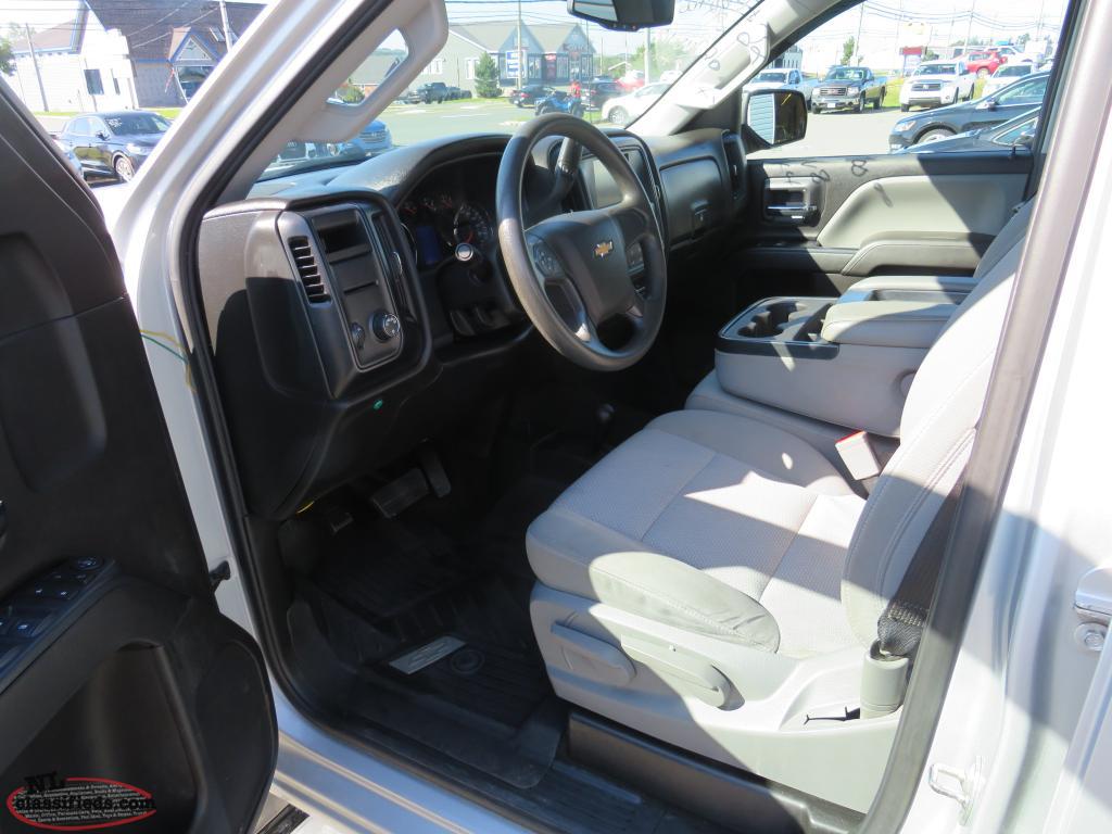 2018 chev double cab 4x4 v8 Mt. Pearl, Newfoundland Labrador NL
