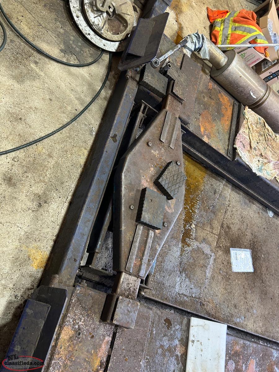 For Post vehicle ramp and two pumps with sprayers for doing ...